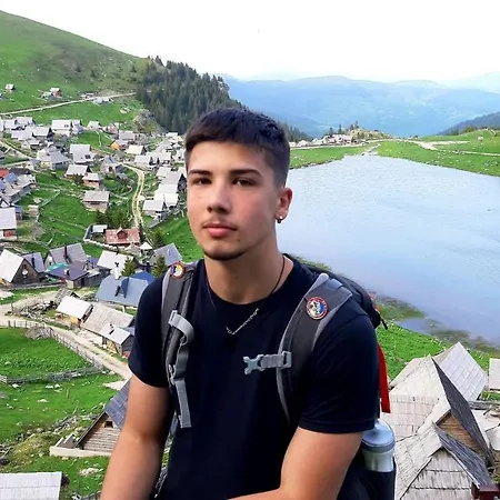 Alpstuga Bosnian Chalet *